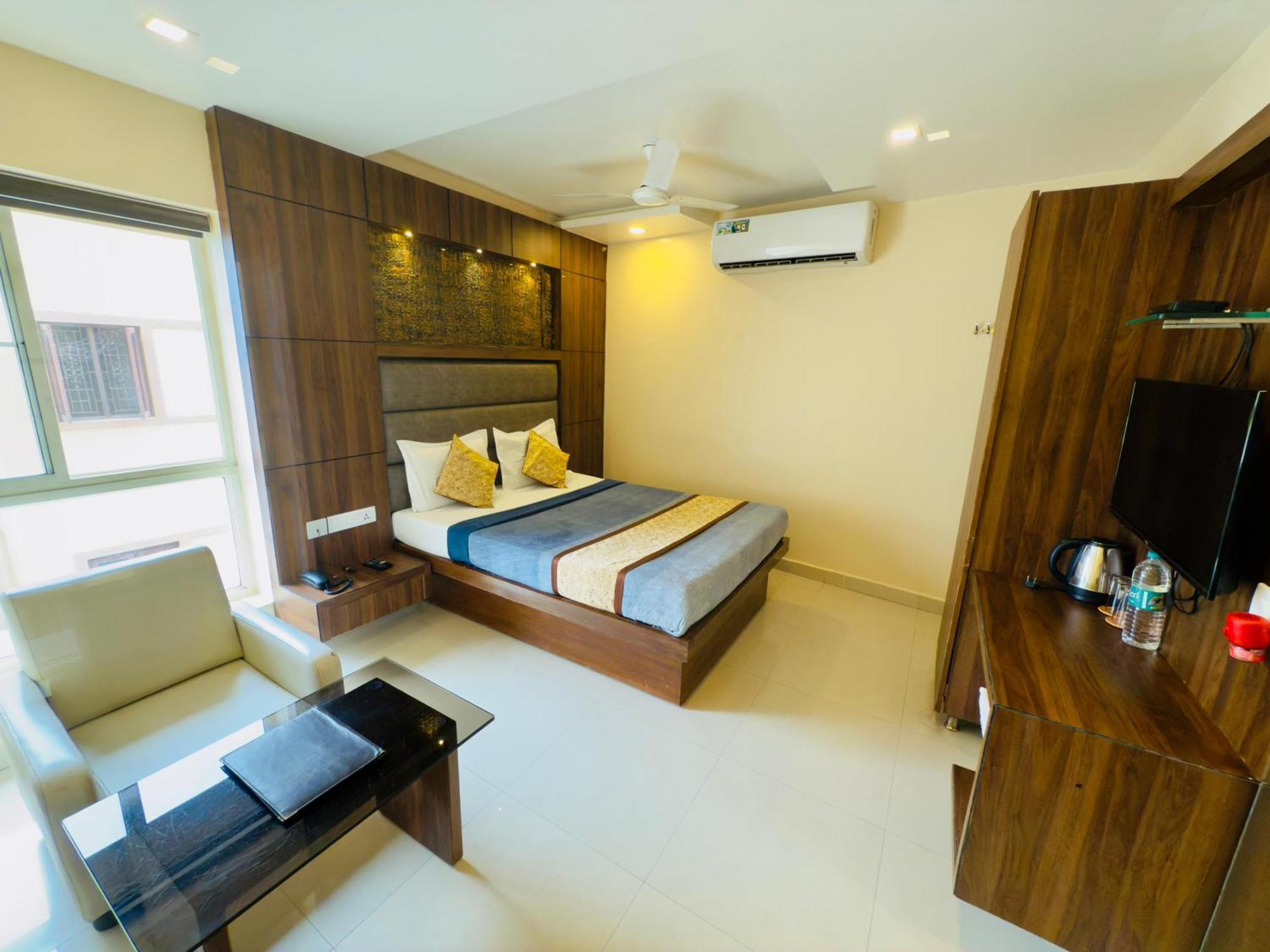 The Hydel Park Hotel Chennai Eksteriør billede
